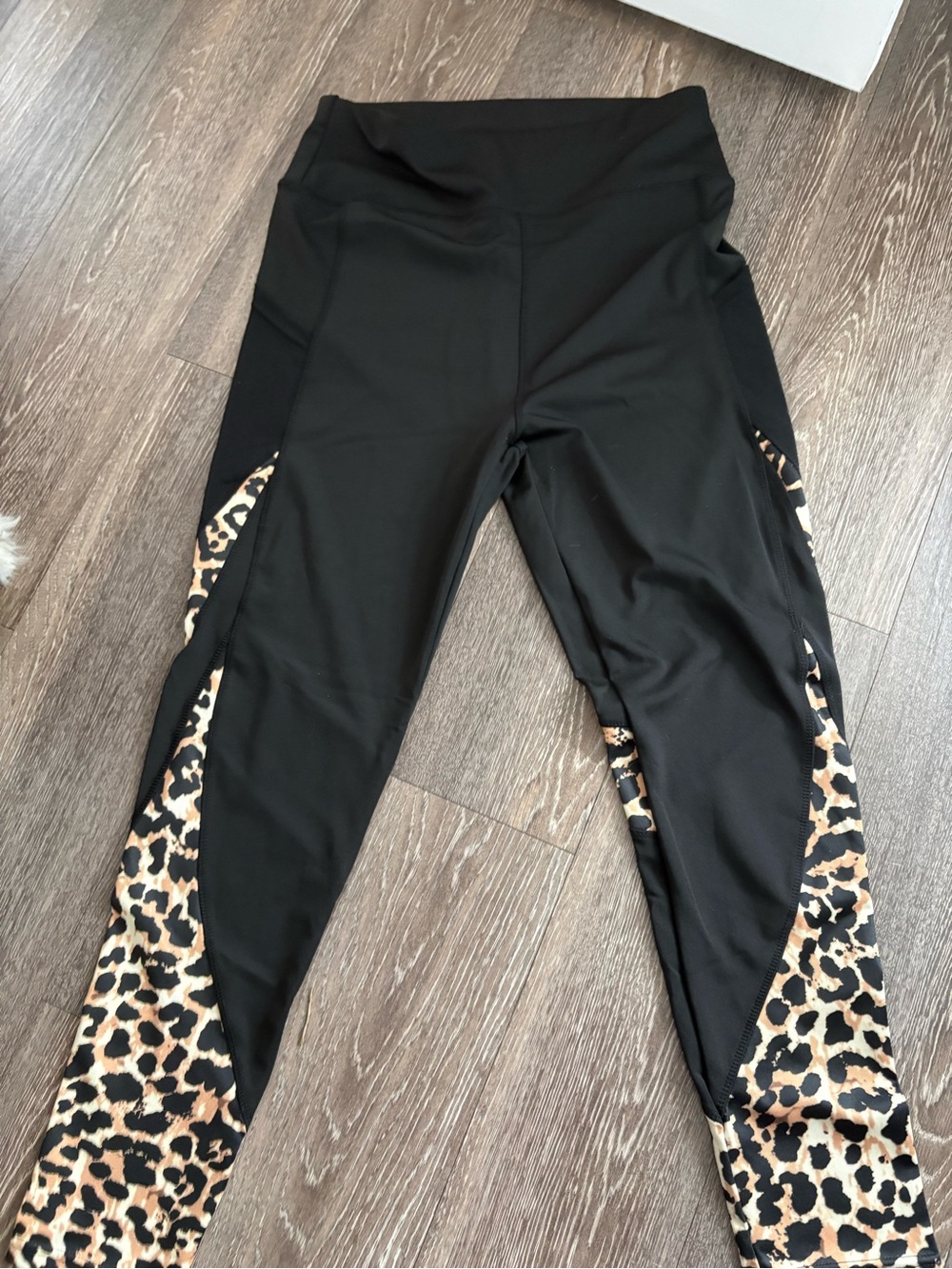 SHEIN Black Leggings with Leopard Print Panels